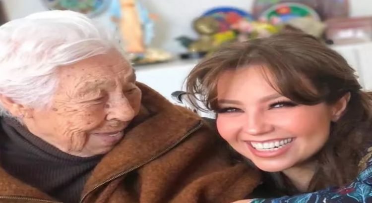 A los 104 años de edad muere abuelita de Thalía y Laura Zapata A los 104 años de edad muere abuelita de Thalía y Laura Zapata