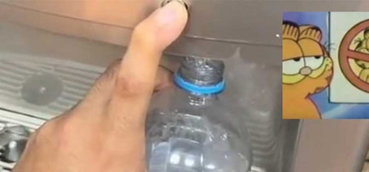 Aprovecha la ida al gym para “robarse” el agua del garrafón Aprovecha la ida al gym para “robarse” el agua del garrafón