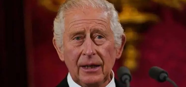 Proclaman a Carlos III monarca del Reino Unido