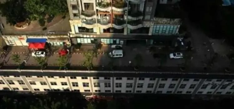 Cuando la calle pasa …por el techo de tu casa