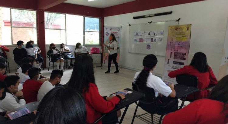 Se presentan 4 casos más de estudiantes intoxicados en Veracruz