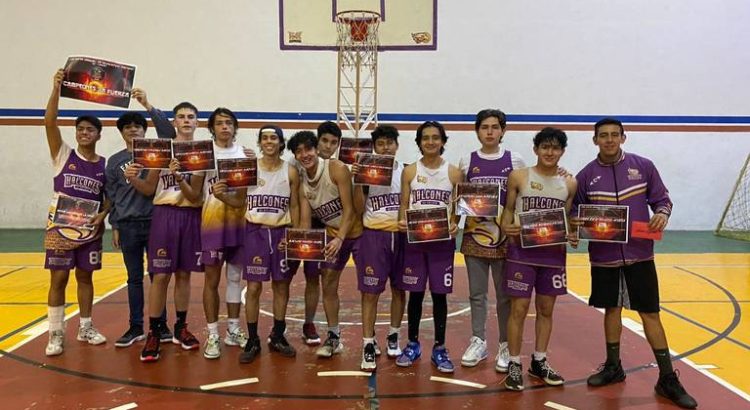Halcones de Xalapa logra campeonato en el torneo intersemanal de basquetbol Coatepec