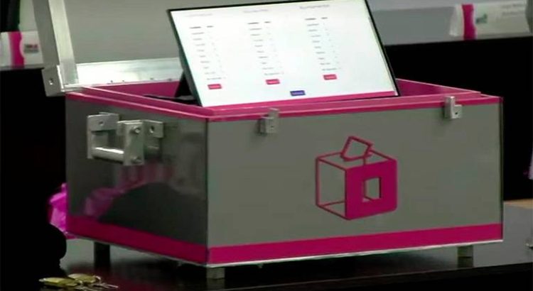 Veracruz ya tiene prototipo de urna electrónica