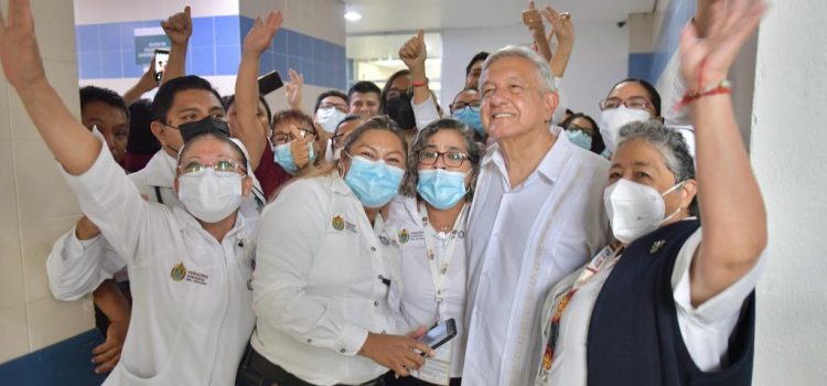 Veracruz fortalece su sistema de salud, transfiere 450 centros de salud y 30 hospitales al IMSS-Bienestar