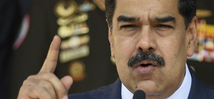 Prepara Maduro “acciones drásticas»