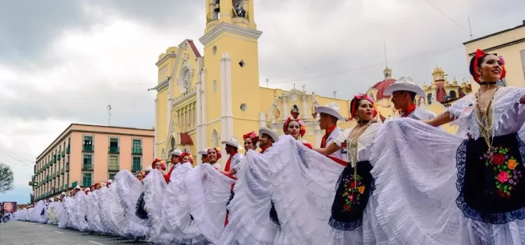 Xalapa buscará superar el número de jarochos bailando La Bamba