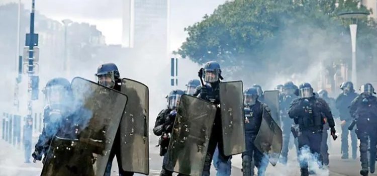 Decenas de detenidos por disturbios en Francia