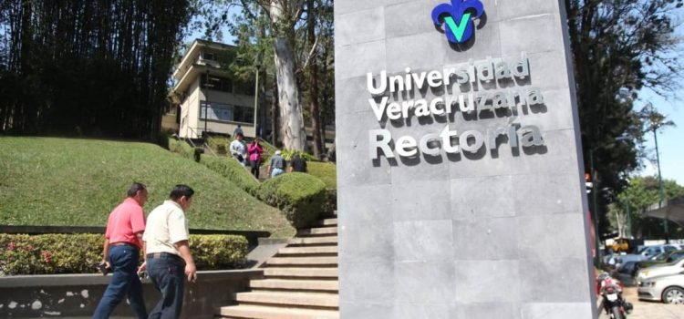 Esto es lo que debes saber si vas a presentar examen en la UV