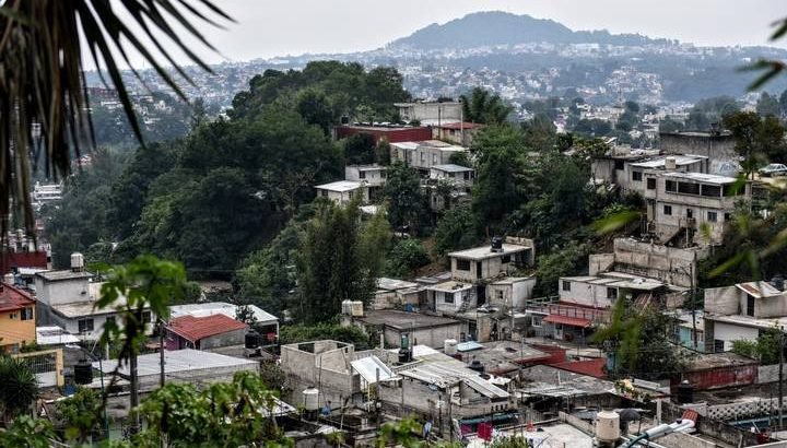 Alertan sobre posibles deslaves en algunas colonias de Xalapa