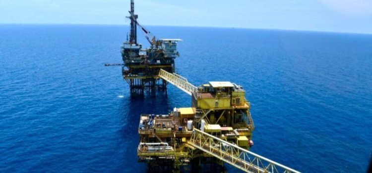 Derrame de petróleo del Ek Balam llegará a Veracruz, advierten expertos de la UNAM