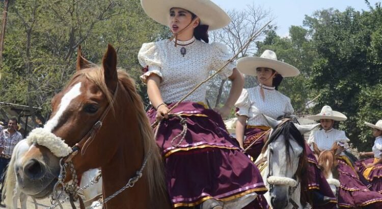 No te pierdas la Mega Cabalgata en Alvarado, Veracruz