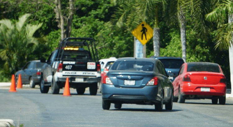 Emprendedores bachean península de Atasta ante inacción de las autoridades