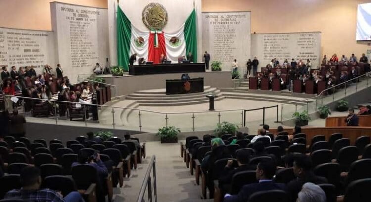 Congreso de Veracruz aprueba desaparecer organismos autónomos