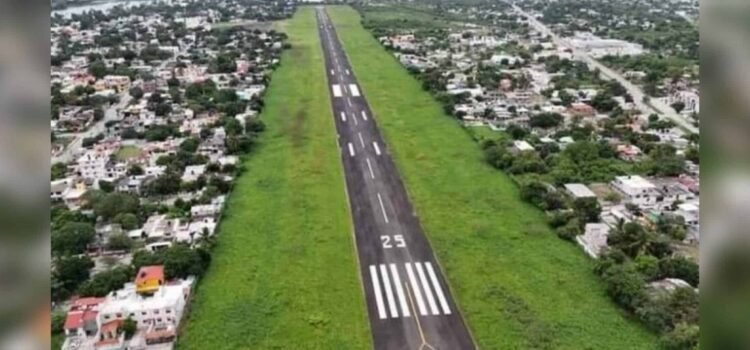 Secretaría de Marina reinaugura aeropista de Tuxpan “Fausto Vega Santander”