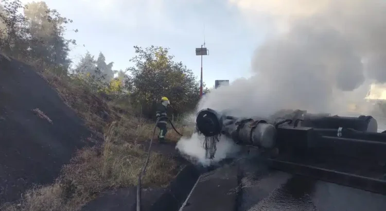 Volcadura en la carretera Xalapa-Banderilla deja cuatro muertos