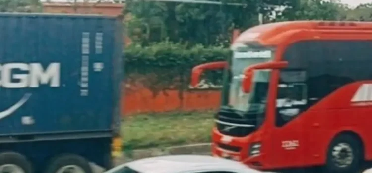 Por trabajos de mantenimiento, hay cierre en autopista con dirección a Veracruz