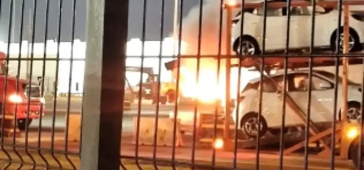Se incendia montacargas en Recinto Portuario de Veracruz