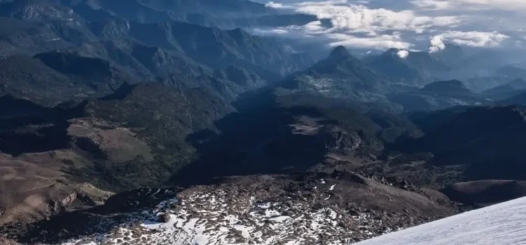 Glaciar norte del Pico de Orizaba desparece de forma acelerada, advierte investigador