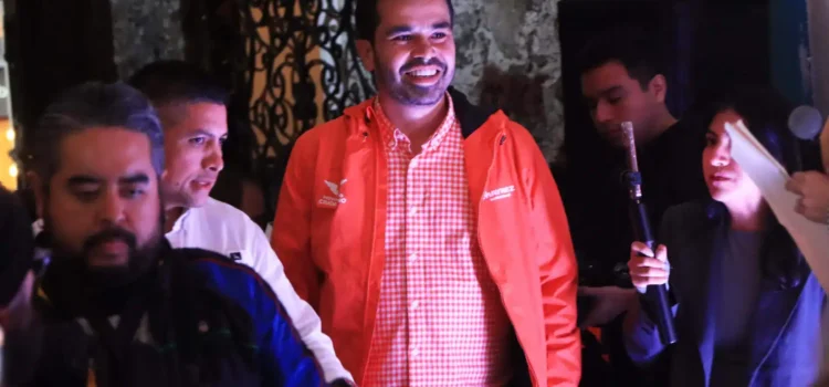 Jorge Álvarez Máynez presenta su libro “Un México Nuevo” en Xalapa