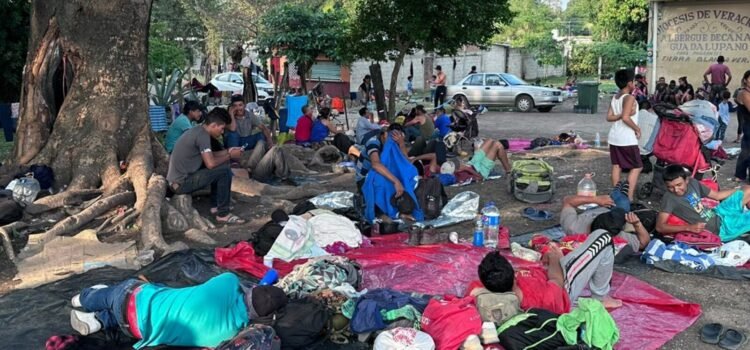 Empresarios ofertarían 50 mil empleos para deportados en México Empresarios ofertarían 50 mil empleos para deportados en México