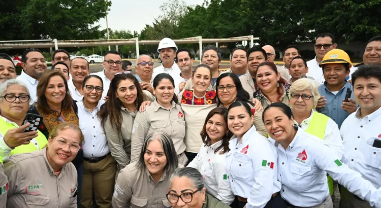 Sheinbaum va por la recuperación de la petroquímica de Pemex