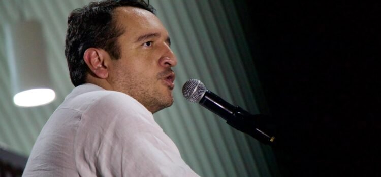 Se reúne Andrés Manuel López Beltrán con militantes de Morena en Veracruz