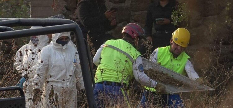 Hallan 5 cuerpos en cueva de Veracruz; presumen fosa clandestina