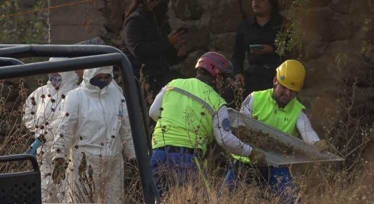 Hallan 5 cuerpos en cueva de Veracruz; presumen fosa clandestina