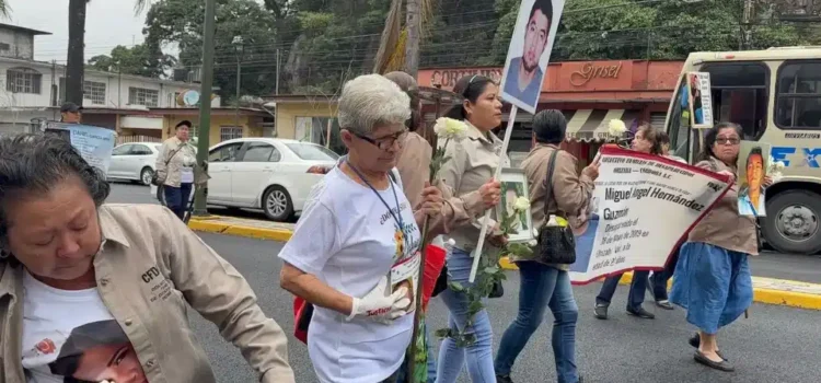 Marchan las madres buscadoras contra el olvido y criminalización