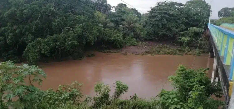 Se desborda Río Jamapa a la altura de El Tejar, reporta Conagua