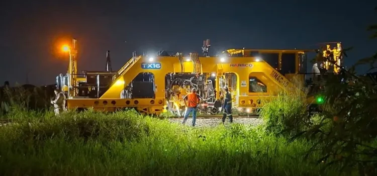 Consterna muerte de joven atropellada por máquina de mantenimiento ferroviario en Veracruz