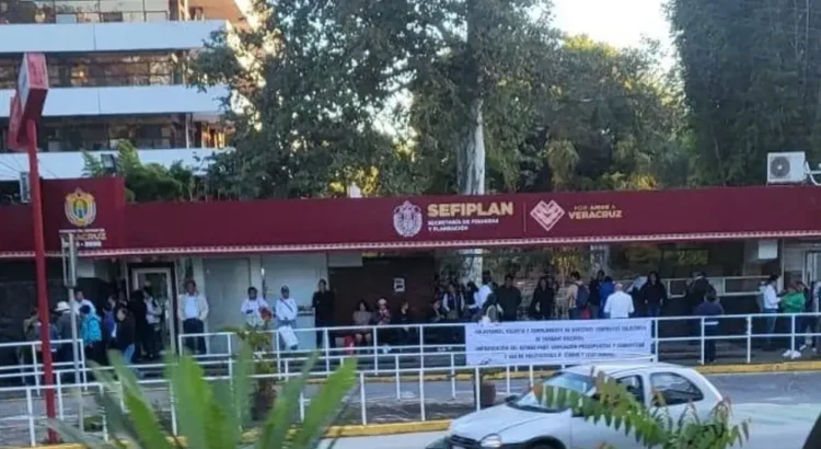 Sindicatos de Tecnológicos de Veracruz toman la Sefiplan