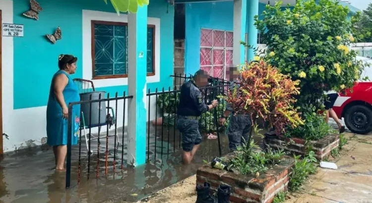 Son más de 350 viviendas inundadas por lluvias en el sur de Veracruz