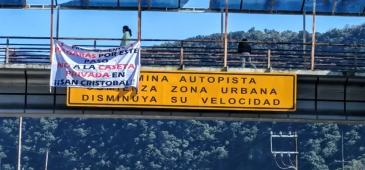 Ciudadanos expresan su rechazo a nuevas casetas de cobro en Veracruz