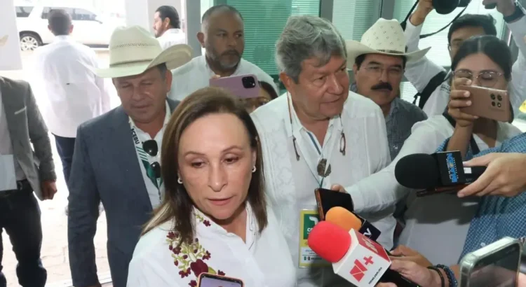 Pemex inició la recuperación del hidrocarburo derramado al norte de Veracruz Pemex inició la recuperación del hidrocarburo derramado al norte de Veracruz