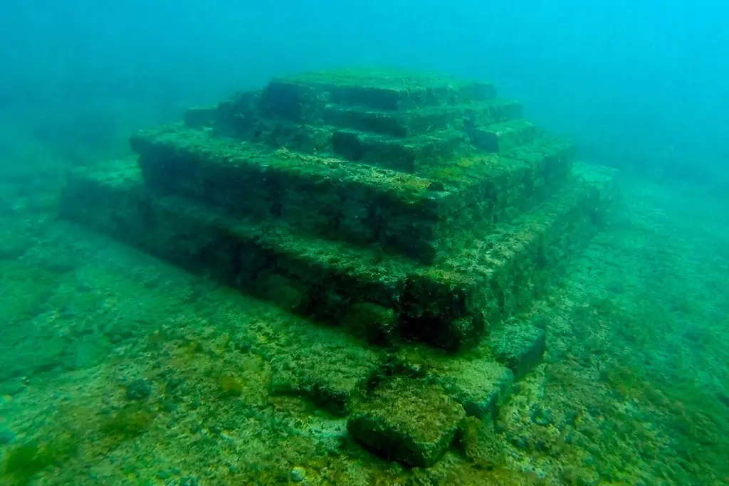 Planean construir pirámide del Tajín bajo el mar en Veracruz
